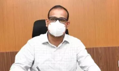 கோவையில் லஞ்ச புகாருக்கு வாட்ஸ் ஆப் எண் அறிமுகம்: ஆட்சியர் அறிவிப்பு