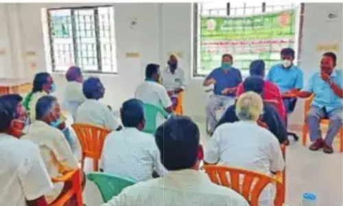காவேரிப்பாக்கத்தில் வேளாண்திட்டம் குறித்து விவசாயிகளுக்கு ஆலோசனைகள்