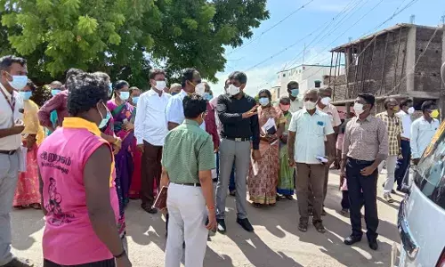 மதுரை அருகே மேலூரில் கொரோனா விழிப்புணர்வு: ஆட்சியர் தொடங்கி வைத்தார்