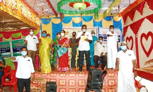 மதுரை அருகே அலங்காநல்லூரில் கொரோனா விழிப்புணர்வு கலைநிகழ்ச்சி