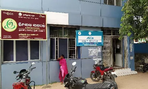 இ -சேவை மைய ஊழியர்கள் சம்பள உயர்வு கேட்டு அரசுக்கு கோரிக்கை இ -சேவை மைய ஊழியர்கள் சம்பள உயர்வு கேட்டு அரசுக்கு கோரிக்கை