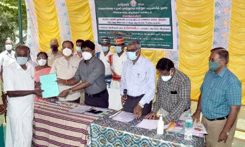 நுண்நீர் பாசனதிட்டத்தின் கீழ்  சிறு குறு விவசாயிகளுக்கு சான்றிதழ் வழங்கப்பட்டது