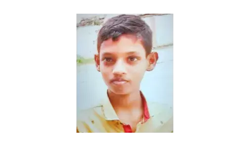 செல்போனில் கேம் விளையாடிய மகன்: தாய் கண்டித்ததால் ஆற்றில் விழுந்து பலி