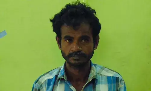 ஏரல் அருகே மூதாட்டியை கொன்று 9.5 சவரன் நகைகள் கொள்ளை; ஒருவர் கைது ஏரல் அருகே மூதாட்டியை கொன்று 9.5 சவரன் நகைகள் கொள்ளை; ஒருவர் கைது