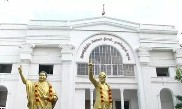அதிமுக புதிய அவைத்தலைவர் யார்? -லிஸ்ட்டில் இருக்கும் மூத்த நிர்வாகி அதிமுக புதிய அவைத்தலைவர் யார்? -லிஸ்ட்டில் இருக்கும் மூத்த நிர்வாகி