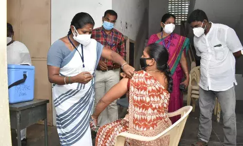 ஈரோடு கோபிச்செட்டிப்பாளையம் சுற்றுவட்டார பகுதிகளில்  தடுப்பூசி போடும் இடங்கள்