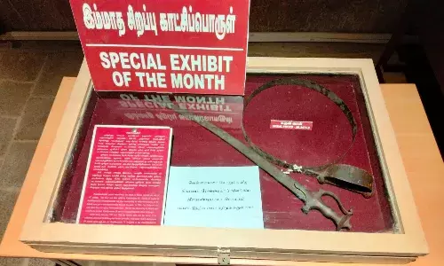 நெல்லை-அரசு அருங்காட்சியத்தில் வீரபாண்டிய கட்டபொம்மன் சிறப்பு கண்காட்சி.