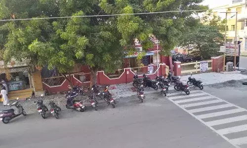 செல்பி எடுத்த வாலிபர் குட்டையில் விழுந்து பலி