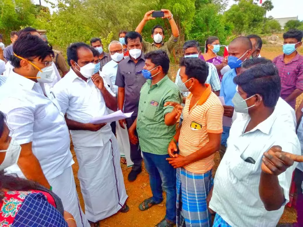 குமாரபாளையம் அருகே பொது சுத்திகரிப்பு நிலையம் அமைக்க எதிர்ப்பு குமாரபாளையம் அருகே பொது சுத்திகரிப்பு நிலையம் அமைக்க எதிர்ப்பு