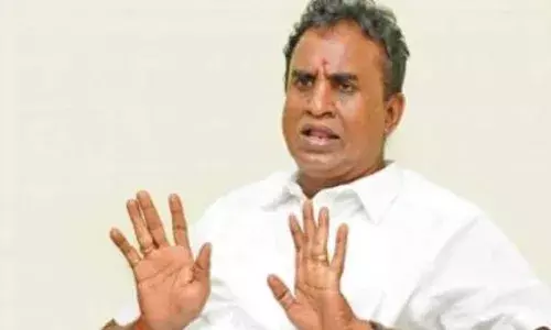 எஸ்பி வேலுமணி தூத்துக்குடிக்கு திடீரென்று வருகை தந்தது ஏன் ? பரபரப்பு தகவல்