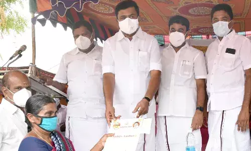 புகாரின் அடிப்படையிலேயே வேலுமணி வீட்டில் சோதனை: அமைச்சர் சாமிநாதன்