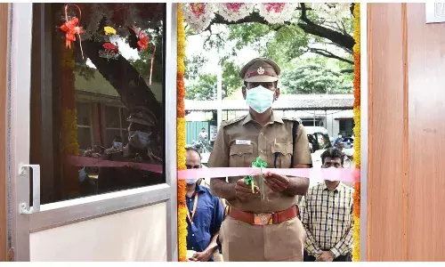 ஸ்ரீபெரும்புதூரில் அரசு மருத்துவமனை புறக்காவல் நிலையம், எஸ்.பி. திறந்து வைத்தார்