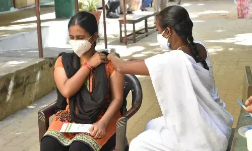 ஈரோடு பவானி சுற்றுவட்டார பகுதிகளில்  தடுப்பூசி போடும் இடங்கள்