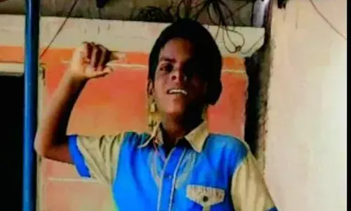 தந்தையின் கண்முன்னே ஏரியில் மூழ்கி உயிரிழந்த சிறுவன்