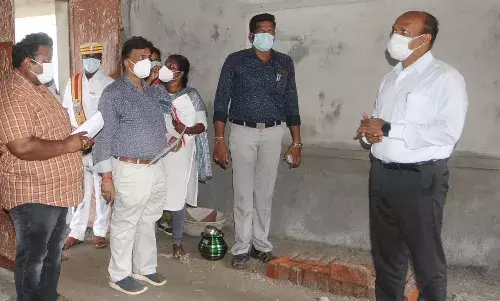 குறிஞ்சிப்பாடியில் நடைபெறும் திட்டப்பணிகளை கடலூர் கலெக்டர் ஆய்வு செய்தார்