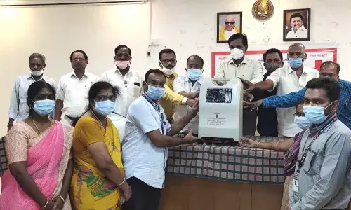 இந்தியன் ரெட்கிராஸ் சொசைட்டி சார்பில் ஆக்ஸிஜன் செறிவூட்டிகள் வழங்கப்பட்டது