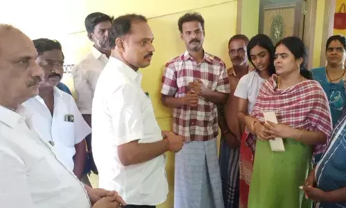 உயிரிழந்த கராத்தே மாணவர்  குடும்பத்திற்கு புதுக்கோட்டை எம்எல்ஏ ஆறுதல்