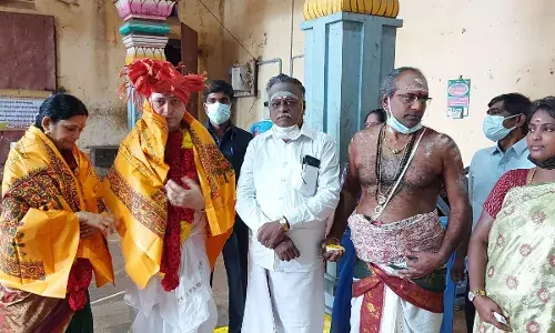 திருக்கடையூர் ஸ்ரீ அமிர்தகடேஸ்வரர் கோவிலில்  உயர்நீதிமன்ற நீதிபதி சாமி தரிசனம்