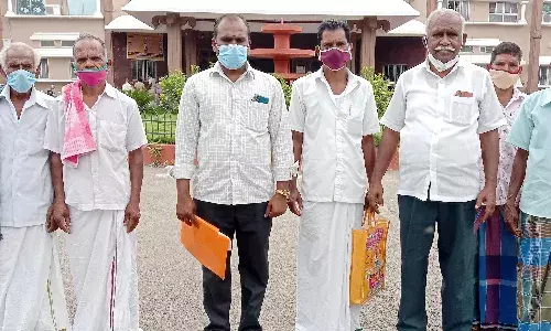 கெடமலை கிராமத்திற்கு சாலை வசதி கோரி கலெக்டரிடம் மனு