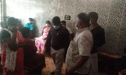 சமூக இடைவெளியை பின்பற்றாமல் இருந்தவருக்கு ரூ.10 ஆயிரம் அபராதம் விதிப்பு