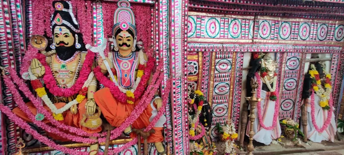 40 ஆண்டுகளுக்கு பிறகு நடைபெற்றது தளவாய் மாடசாமி கோவில் கொடைவிழா! 40 ஆண்டுகளுக்கு பிறகு நடைபெற்றது தளவாய் மாடசாமி கோவில் கொடைவிழா!