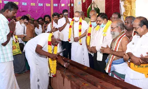 கும்பகோணம் ஆதிகும்பேஸ்வரர் கோயில் திருத்தேர் திருப்பணி தொடக்கம்