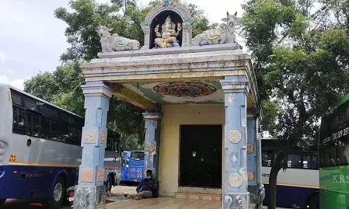 கோயிலுக்கு சொந்தமான 12 ஏக்கர் நிலத்தை மீட்டுத்தர மக்கள் கோரிக்கை