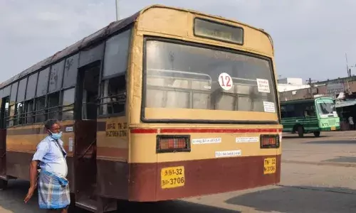 செல்ப் மோட்டார் பழுது காரணமாக அவதியுறும் அரசு பேருந்து ஓட்டுநர்கள்