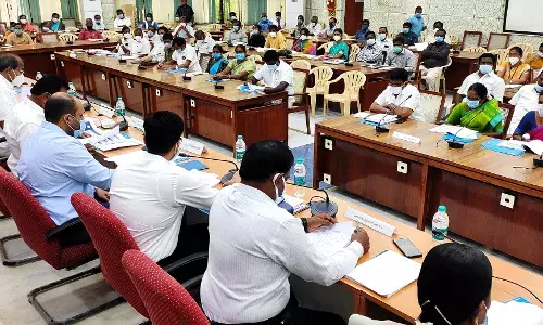 பத்திரிக்கையாளர்கள் கவுன்சில் குறித்து முதல்வருடன் ஆலோசனை : அமைச்சர் சாமிநாதன்
