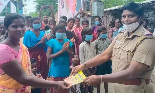 குழந்தை தொழிலாளர் குறித்து விழுப்புரத்தில்  போலீசார் விழிப்புணர்வு பிரச்சாரம்