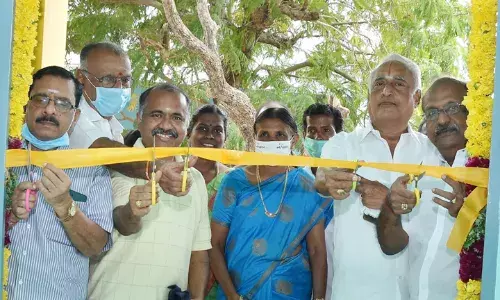 மூலைக்கரைப்பட்டி அரசு பள்ளியில் நூலகம் திறப்பு விழா