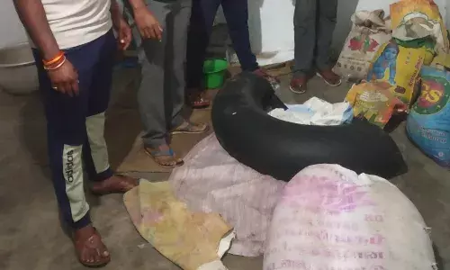 வாணியம்பாடி அருகே 500 லிட்டர் கள்ளச் சாராயம் பறிமுதல்.