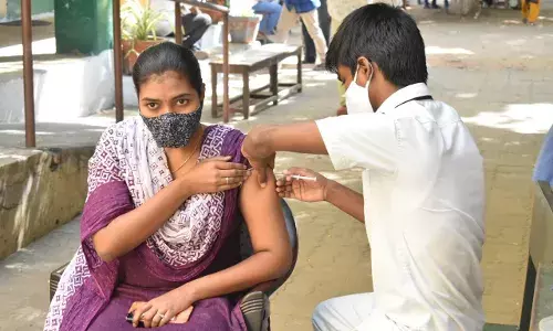 ஈரோடு மேற்கு பகுதிகளில் முதல் மற்றும் இரண்டாம் தவணை தடுப்பூசி போடும் இடங்கள்