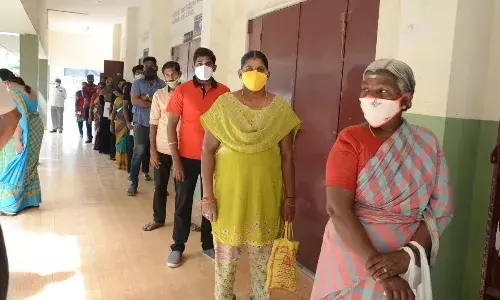 ஈரோடு சத்தியமங்கலம் சுற்றுவட்டார பகுதிகளில்  தடுப்பூசி போடும் இடங்கள்