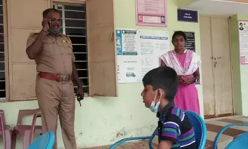 பெற்ற பிள்ளையை தவிக்க விட்டு மாயமான பெற்றோர்: 13 வயது சிறுவன் பரிதவிப்பு