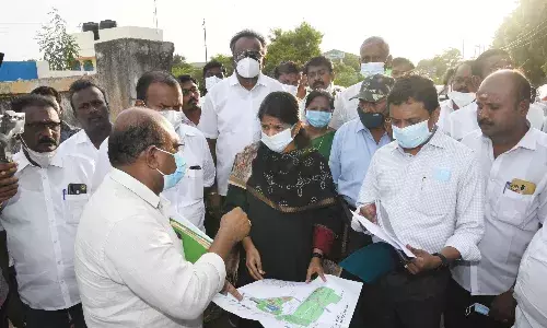 தூத்துக்குடியில் இ.எஸ்.ஐ. மருத்துவமனை: கனிமொழி எம்பி நேரில் ஆய்வு
