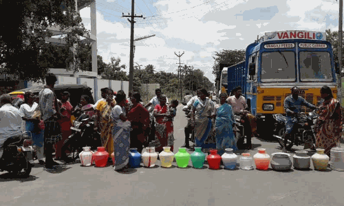 செய்யாறு அருகே குடிநீர் வழங்காததை கண்டித்து பொதுமக்கள் சாலைமறியல்