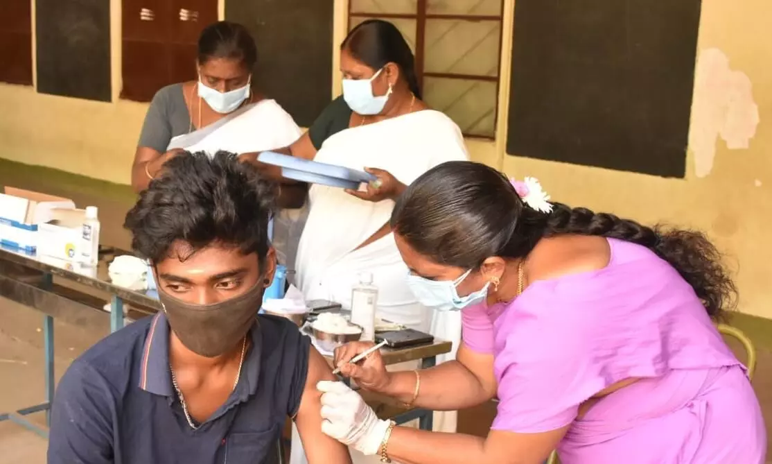 அந்தியூர் சுற்றுவட்டார பகுதிகளில் இன்று தடுப்பூசி போடும் இடங்கள் அந்தியூர் சுற்றுவட்டார பகுதிகளில் இன்று தடுப்பூசி போடும் இடங்கள்