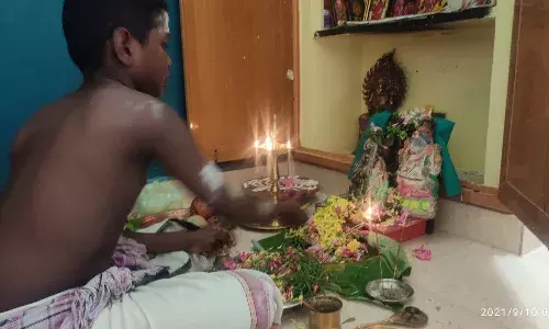 மதுரையில் வீடுகளில் நடைபெற்ற விநாயகர் சதுர்த்தி பூஜை