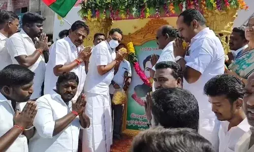 இமானுவேல் சேகரன் நினைவு தினம்: பல்வேறு கட்சியினர் மலர் தூவி மரியாதை