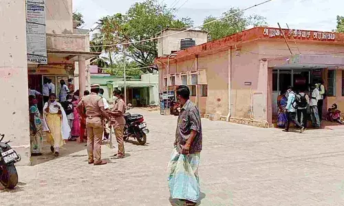புளியங்குடி அருகே மைக்செட் உரிமையாளர் திடீர் உயிரிழப்பு புளியங்குடி அருகே மைக்செட் உரிமையாளர் திடீர் உயிரிழப்பு