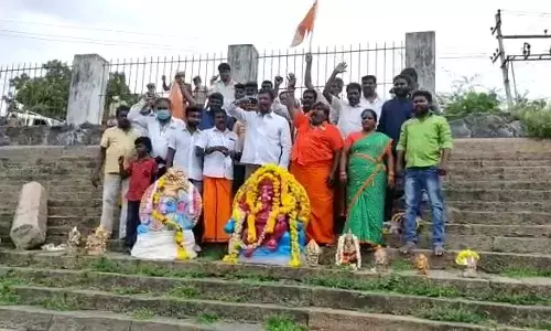 தடையை மீறி விநாயகர் ஊர்வலம் சென்ற இந்து திராவிட மக்கள் கட்சியினர்