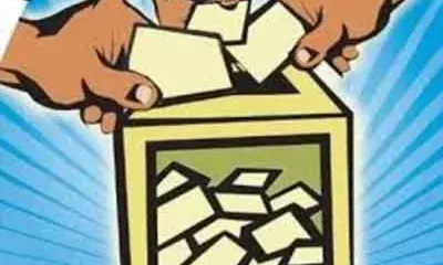 இரு கட்டங்களாக உள்ளாட்சி தேர்தல் இரு கட்டங்களாக உள்ளாட்சி தேர்தல்