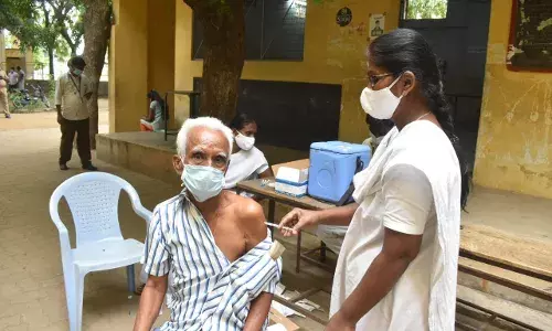 பெருந்துறை சுற்றுவட்டார பகுதிகளில் இன்று  தடுப்பூசி போடும் இடங்கள்