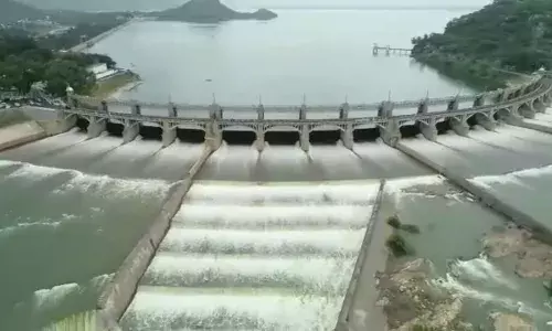 மேட்டூர் அணை நீர்மட்டம் 75.36 அடியாக குறைந்தது