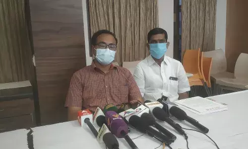 எஸ்.பி.வேலுமணி தொடர்புடைய ஒப்பந்ததாரர் நிறுவனங்களை கருப்பு பட்டியலில் சேர்க்க வலியுறுத்தல்