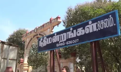 சேலத்தில் 17 வயது சிறுமிக்கு பாலியல் தொல்லை கொடுத்தவருக்கு   10 ஆண்டுகள் சிறை