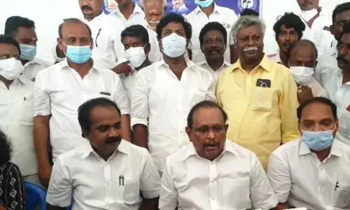 ஆன்லைன் ரம்மி விளையாட்டுக்குத் தடை: உச்சநீதி மன்றத்தில் தமிழக அரசு மேல்முறையீடு