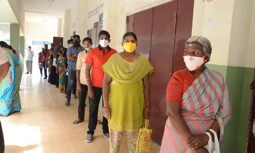 மொடக்குறிச்சி பகுதிகளில் இன்று  தடுப்பூசி போடும் இடங்கள் மொடக்குறிச்சி பகுதிகளில் இன்று  தடுப்பூசி போடும் இடங்கள்