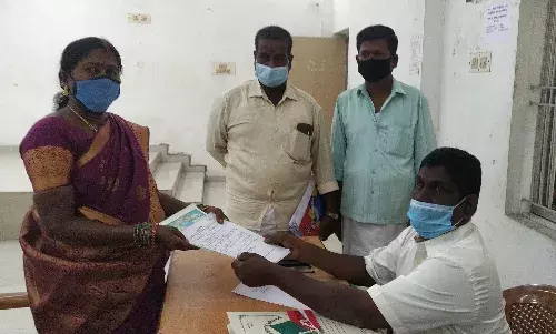 காஞ்சிபுரம் மாவட்டத்தில் ஊரக உள்ளாட்சி தேர்தல், இன்று 362 பேர் மனுதாக்கல் காஞ்சிபுரம் மாவட்டத்தில் ஊரக உள்ளாட்சி தேர்தல், இன்று 362 பேர் மனுதாக்கல்
